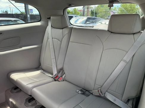 Used 2009 Buick Enclave CXL w/ Entertainment Package #4 AWD/4WD image 20