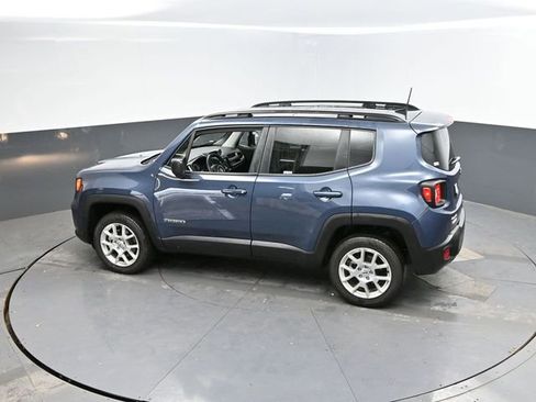 Used 2023 Jeep Renegade Latitude w/ Sun/Sound Group image 39