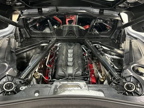 Used 2025 Chevrolet Corvette Stingray Preferred Cpe w/ Z51 Performance Package RWD image 29
