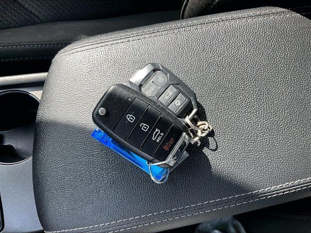 Used 2016 Kia Optima LX FWD image 11