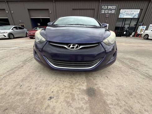 Used 2013 Hyundai Elantra GLS image 16