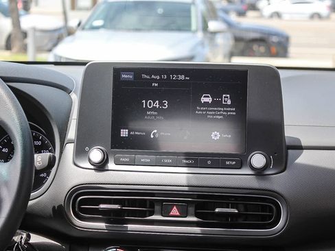 Certified 2023 Hyundai Kona SE FWD image 18