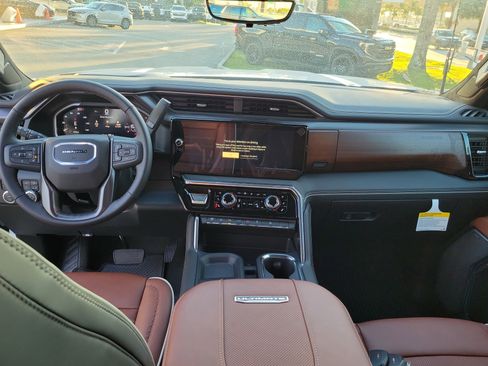 New 2026 GMC Sierra 2500 Denali Ultimate image 7