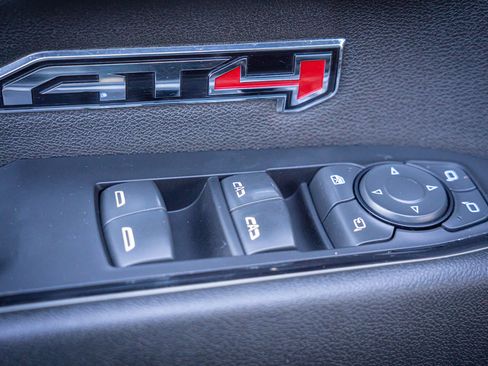 Used 2024 GMC Sierra 1500 AT4 w/ Technology Package image 17