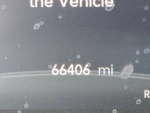 Used 2022 Chrysler Pacifica Touring-L FWD image 38