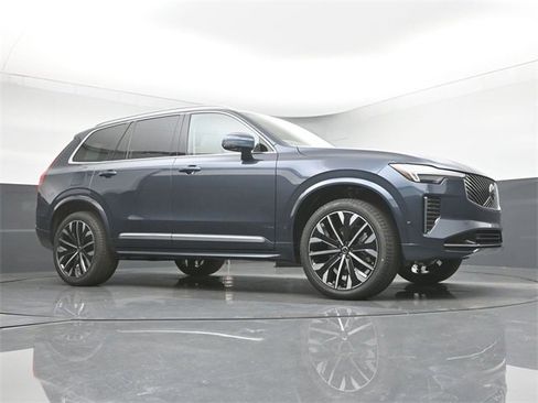 New 2026 Volvo XC90 B6 Ultra image 37