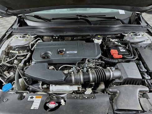 Used 2019 Honda Accord Touring image 33