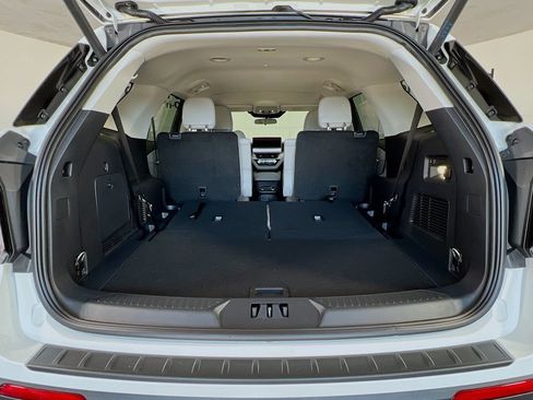 New 2026 Ford Explorer Active w/ Active Comfort Package AWD/4WD image 14