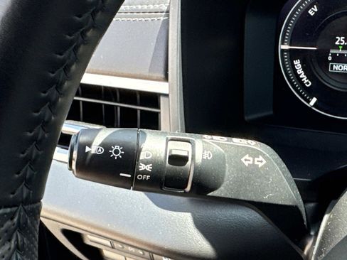 Used 2023 Mitsubishi Outlander SEL image 31