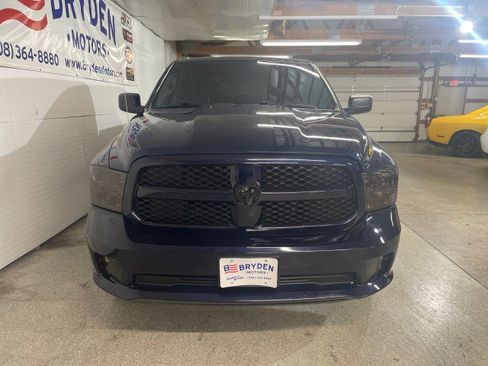 Used 2019 RAM 1500 Express w/ Express Value Package image 9