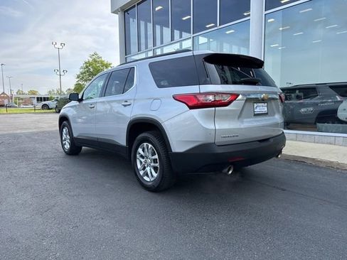 Used 2019 Chevrolet Traverse LT image 4