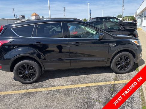 Used 2018 Ford Escape SE AWD/4WD image 4