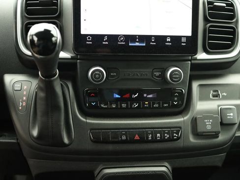 Used 2024 RAM ProMaster 3500 w/ Leather Interior Group FWD image 24