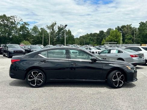 Used 2024 Nissan Altima 2.5 SR FWD image 5