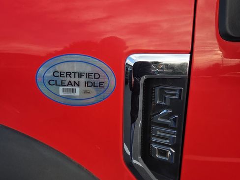 Used 2017 Ford F450 XL w/ Power Equipment Group image 10