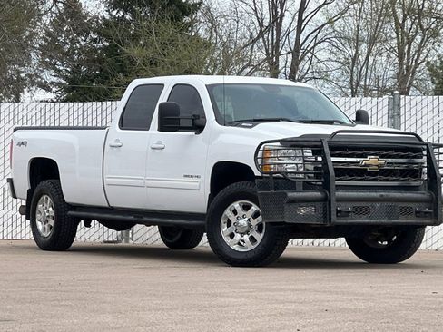 Used 2011 Chevrolet Silverado 3500 LTZ w/ LTZ Plus Package image 2