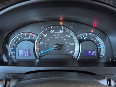Used 2014 Toyota Camry SE FWD image 11
