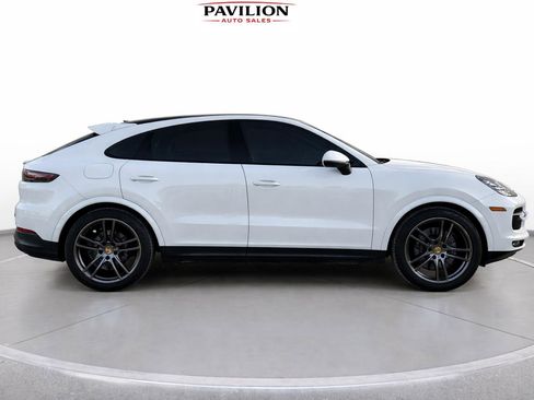 Used 2021 Porsche Cayenne Coupe image 5
