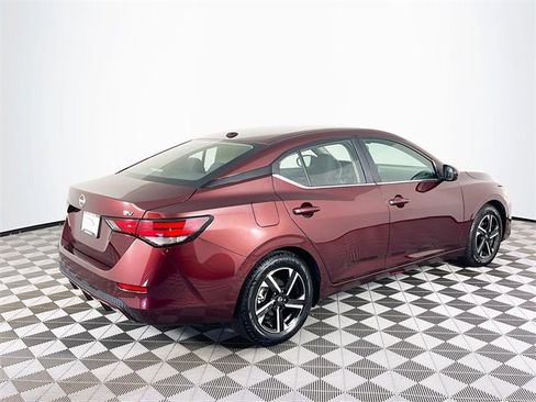 Used 2024 Nissan Sentra SV image 8
