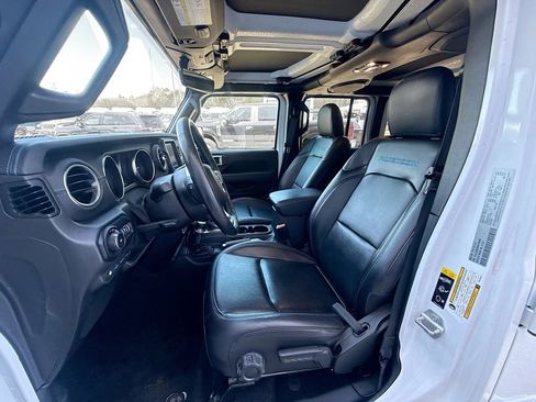 Used 2021 Jeep Wrangler Unlimited Rubicon 4xe w/ Steel Bumper Group image 23