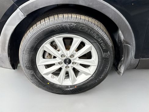 Used 2019 Kia Sorento FWD image 37