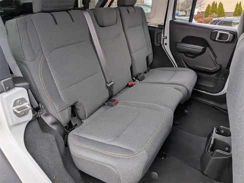 Used 2024 Jeep Wrangler Sport S image 22