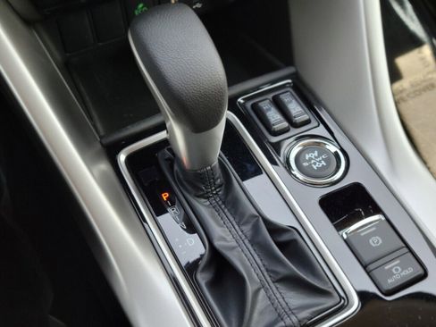 New 2025 Mitsubishi Eclipse Cross SE image 25