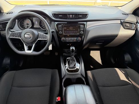 Certified 2022 Nissan Rogue Sport S FWD image 10