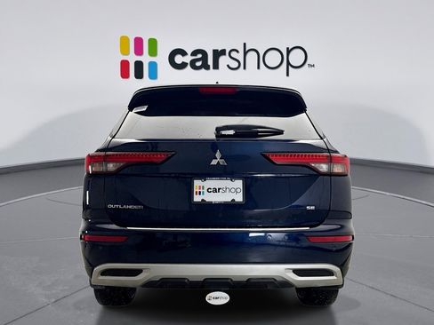 Used 2022 Mitsubishi Outlander SE image 4