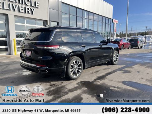 Used 2022 Jeep Grand Cherokee L Overland w/ Advanced Protech Group III image 9