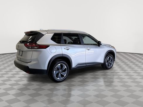 Certified 2025 Nissan Rogue SV w/ SV Premium Package image 12