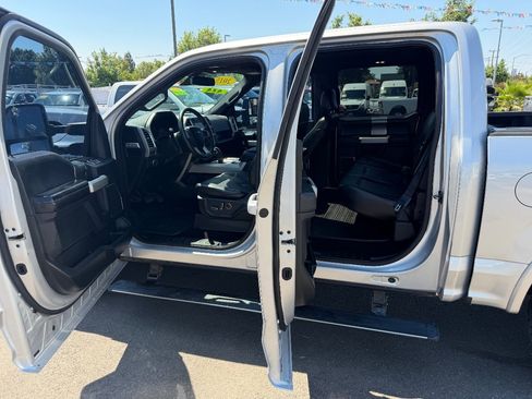 Used 2015 Ford F150 Lariat w/ Equipment Group 502A Luxury AWD/4WD image 13