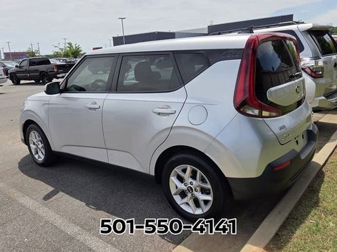 Used 2020 Kia Soul S FWD image 5