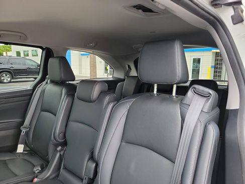 Certified 2021 Honda Odyssey EX-L image 16