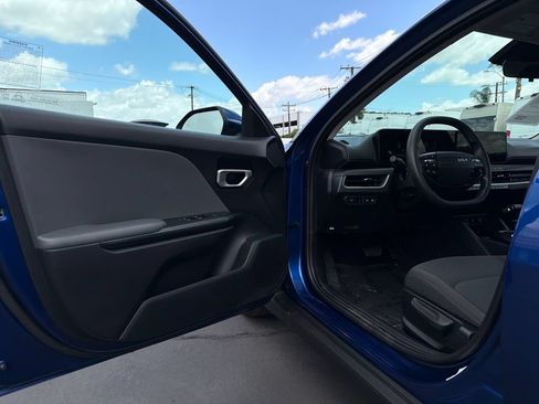 Used 2025 Kia K4 FWD image 18