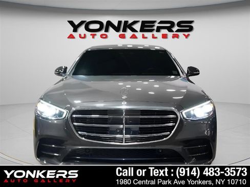 Used 2023 Mercedes-Benz S 500 4MATIC w/ AMG Line image 9