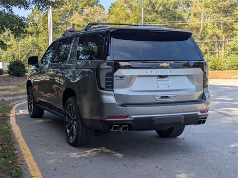 New 2026 Chevrolet Suburban High Country image 4