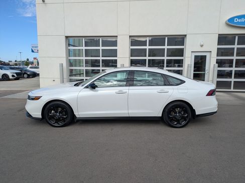 Used 2025 Honda Accord SE image 10
