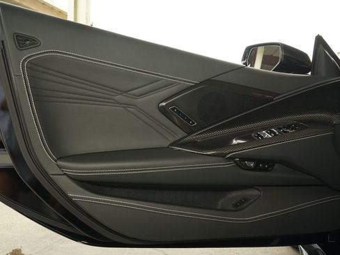 Used 2026 Chevrolet Corvette Z06 w/ Stealth Interior Trim Package RWD image 25