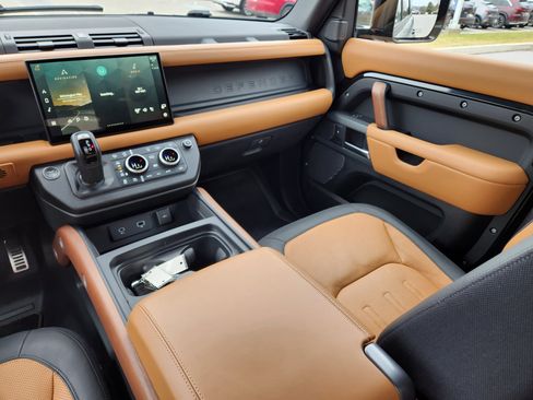 Certified 2024 Land Rover Defender 110 X image 14