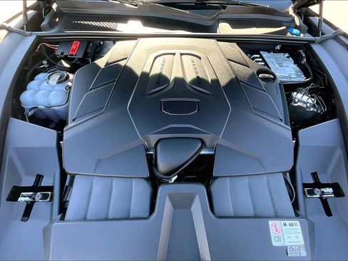 Used 2024 Porsche Cayenne image 88