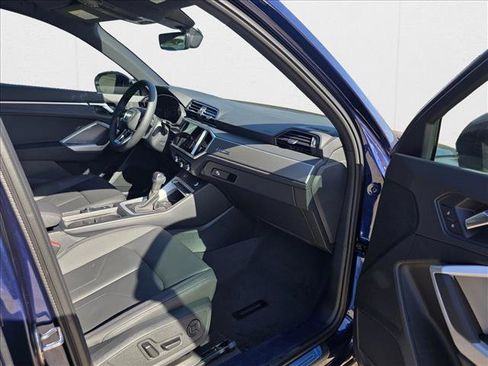 New 2025 Audi Q3 2.0T Premium w/ Convenience Package AWD/4WD image 11