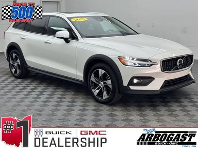 Used 2025 Volvo V60 B5 Cross Country Plus