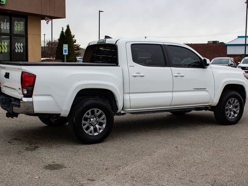 Used 2019 Toyota Tacoma SR5 image 10