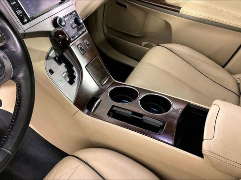 Used 2014 Toyota Venza XLE w/ XLE Premium Package image 19