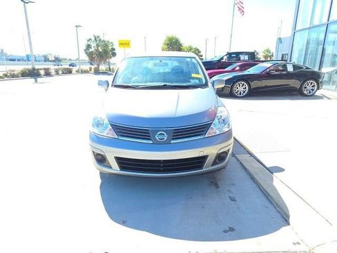 Used 2008 Nissan Versa SL w/ Convenience Pkg image 9