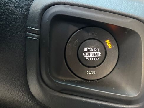 New 2025 Jeep Gladiator Rubicon image 22