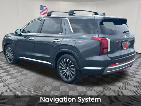 Used 2023 Hyundai Palisade Calligraphy AWD/4WD image 3