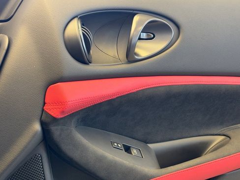 Certified 2024 Nissan Z Performance w/ Floor Mat Package image 10