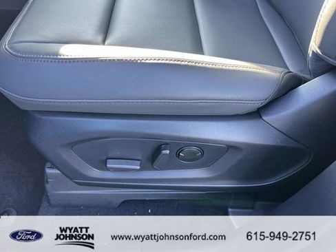 New 2026 Ford Explorer Active w/ Active Comfort Package image 25